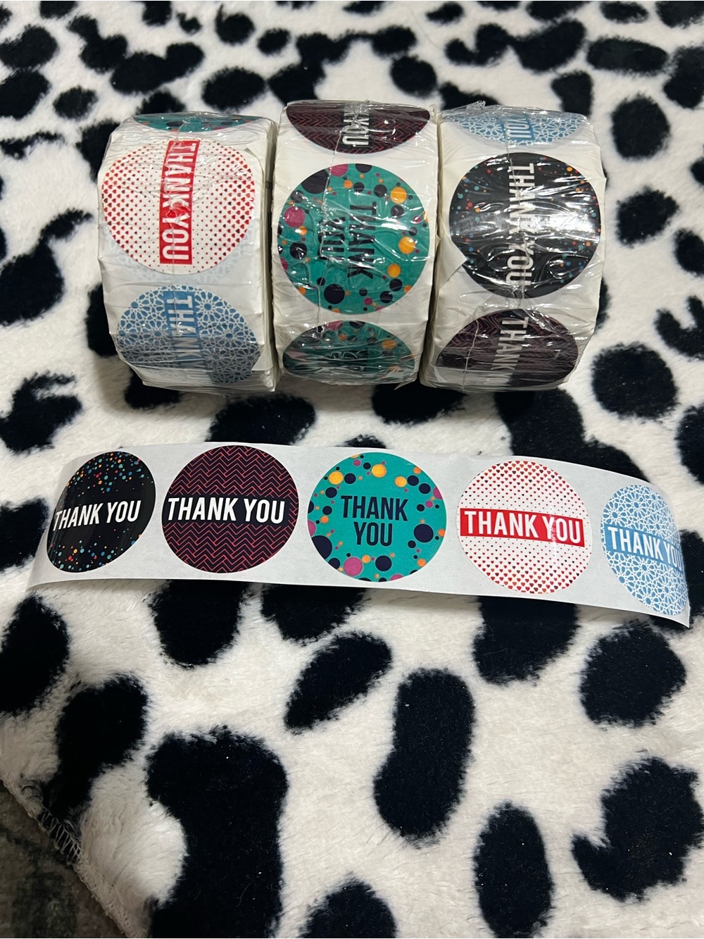 New 3rolls of 500 count THANK YOU Sticker  @ 1.5inches